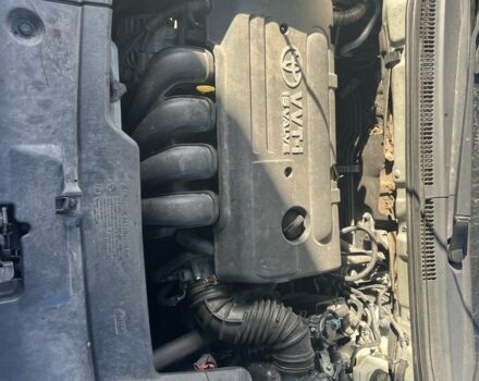 Сірий Тойота Авенсіс, об'ємом двигуна 1.8 л та пробігом 185 тис. км за 7500 $, фото 2 на Automoto.ua