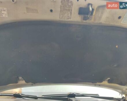 Серый Тойота Авенсис, объемом двигателя 2.01 л и пробегом 310 тыс. км за 7800 $, фото 4 на Automoto.ua