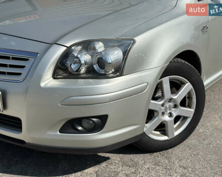 Сірий Тойота Авенсіс, об'ємом двигуна 2.23 л та пробігом 195 тис. км за 7999 $, фото 6 на Automoto.ua