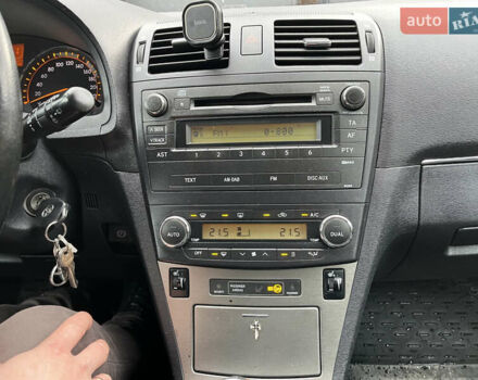 Сірий Тойота Авенсіс, об'ємом двигуна 2 л та пробігом 281 тис. км за 8300 $, фото 24 на Automoto.ua