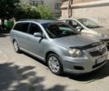 Серый Тойота Авенсис, объемом двигателя 2 л и пробегом 235 тыс. км за 6395 $, фото 1 на Automoto.ua