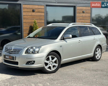 Сірий Тойота Авенсіс, об'ємом двигуна 2.23 л та пробігом 195 тис. км за 7999 $, фото 2 на Automoto.ua