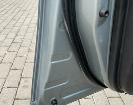 Серый Тойота Авенсис, объемом двигателя 1.8 л и пробегом 222 тыс. км за 6700 $, фото 33 на Automoto.ua