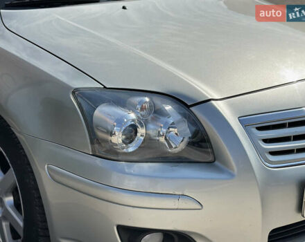 Сірий Тойота Авенсіс, об'ємом двигуна 2.23 л та пробігом 195 тис. км за 7999 $, фото 11 на Automoto.ua