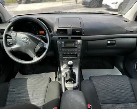 Сірий Тойота Авенсіс, об'ємом двигуна 2.2 л та пробігом 195 тис. км за 7700 $, фото 15 на Automoto.ua