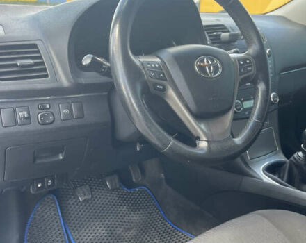 Серый Тойота Авенсис, объемом двигателя 2 л и пробегом 230 тыс. км за 7800 $, фото 19 на Automoto.ua
