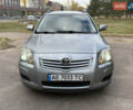 Серый Тойота Авенсис, объемом двигателя 1.8 л и пробегом 232 тыс. км за 6200 $, фото 2 на Automoto.ua