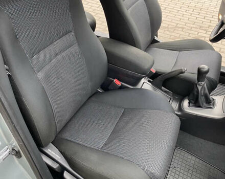 Серый Тойота Авенсис, объемом двигателя 1.8 л и пробегом 222 тыс. км за 6700 $, фото 28 на Automoto.ua