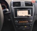 Серый Тойота Авенсис, объемом двигателя 2 л и пробегом 313 тыс. км за 7400 $, фото 11 на Automoto.ua