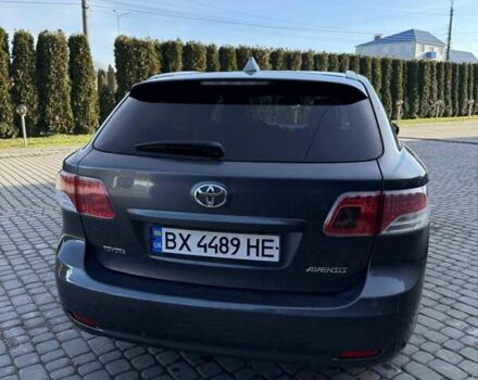 Серый Тойота Авенсис, объемом двигателя 2.23 л и пробегом 277 тыс. км за 8500 $, фото 1 на Automoto.ua