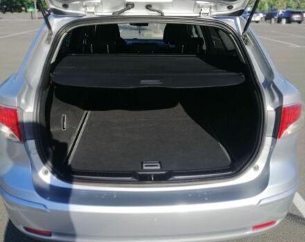 Серый Тойота Авенсис, объемом двигателя 2.2 л и пробегом 249 тыс. км за 8200 $, фото 4 на Automoto.ua