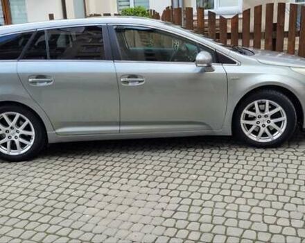 Серый Тойота Авенсис, объемом двигателя 2.2 л и пробегом 280 тыс. км за 8500 $, фото 24 на Automoto.ua