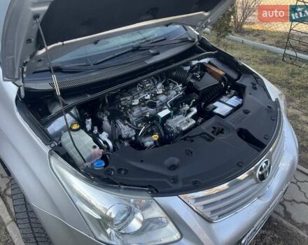 Серый Тойота Авенсис, объемом двигателя 2.23 л и пробегом 288 тыс. км за 6950 $, фото 74 на Automoto.ua