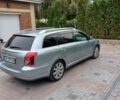 Серый Тойота Авенсис, объемом двигателя 2 л и пробегом 275 тыс. км за 7800 $, фото 2 на Automoto.ua