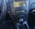 Серый Тойота Авенсис, объемом двигателя 2.2 л и пробегом 249 тыс. км за 8200 $, фото 5 на Automoto.ua