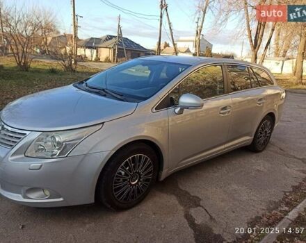 Серый Тойота Авенсис, объемом двигателя 2 л и пробегом 309 тыс. км за 7999 $, фото 1 на Automoto.ua