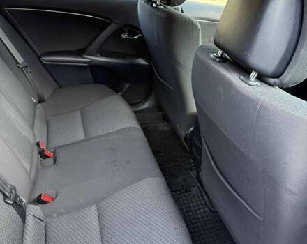 Серый Тойота Авенсис, объемом двигателя 2.23 л и пробегом 277 тыс. км за 8500 $, фото 6 на Automoto.ua