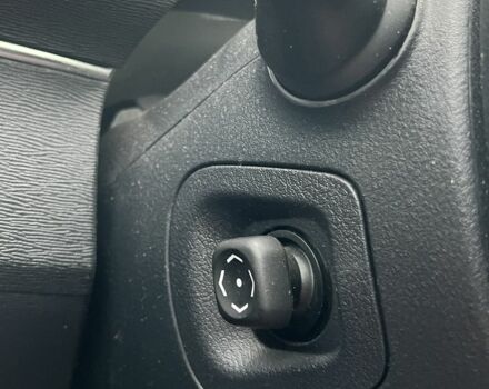 Серый Тойота Авенсис, объемом двигателя 2.2 л и пробегом 210 тыс. км за 9400 $, фото 21 на Automoto.ua