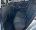 Серый Тойота Авенсис, объемом двигателя 2.2 л и пробегом 310 тыс. км за 7700 $, фото 6 на Automoto.ua