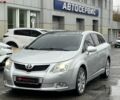 Серый Тойота Авенсис, объемом двигателя 2.2 л и пробегом 210 тыс. км за 9400 $, фото 1 на Automoto.ua