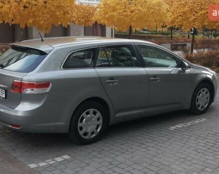 Серый Тойота Авенсис, объемом двигателя 1.6 л и пробегом 178 тыс. км за 8000 $, фото 7 на Automoto.ua