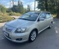 Серый Тойота Авенсис, объемом двигателя 2.2 л и пробегом 258 тыс. км за 2204 $, фото 1 на Automoto.ua