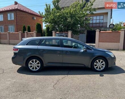 Серый Тойота Авенсис, объемом двигателя 2.23 л и пробегом 244 тыс. км за 6750 $, фото 2 на Automoto.ua