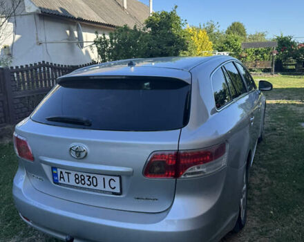 Серый Тойота Авенсис, объемом двигателя 2.23 л и пробегом 245 тыс. км за 8800 $, фото 1 на Automoto.ua