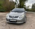 Серый Тойота Авенсис, объемом двигателя 2.2 л и пробегом 280 тыс. км за 8900 $, фото 1 на Automoto.ua
