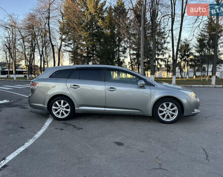 Сірий Тойота Авенсіс, об'ємом двигуна 2.2 л та пробігом 232 тис. км за 7999 $, фото 24 на Automoto.ua