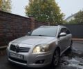 Серый Тойота Авенсис, объемом двигателя 2.23 л и пробегом 330 тыс. км за 6800 $, фото 1 на Automoto.ua