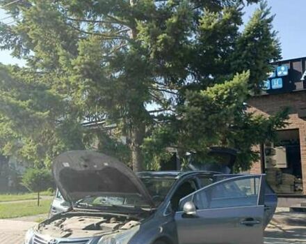 Серый Тойота Авенсис, объемом двигателя 2.23 л и пробегом 244 тыс. км за 6750 $, фото 6 на Automoto.ua