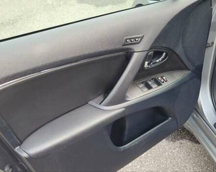 Серый Тойота Авенсис, объемом двигателя 2.2 л и пробегом 280 тыс. км за 8500 $, фото 23 на Automoto.ua