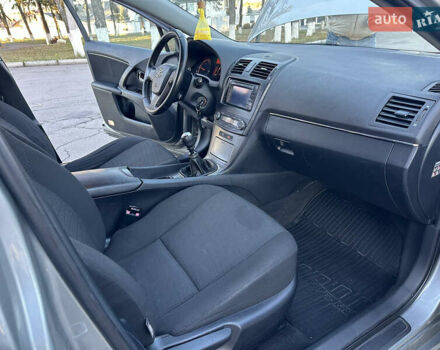 Сірий Тойота Авенсіс, об'ємом двигуна 2.2 л та пробігом 232 тис. км за 7999 $, фото 43 на Automoto.ua