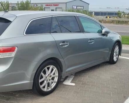 Серый Тойота Авенсис, объемом двигателя 2.2 л и пробегом 280 тыс. км за 8500 $, фото 1 на Automoto.ua