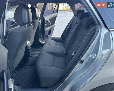 Сірий Тойота Авенсіс, об'ємом двигуна 2.2 л та пробігом 232 тис. км за 7999 $, фото 36 на Automoto.ua