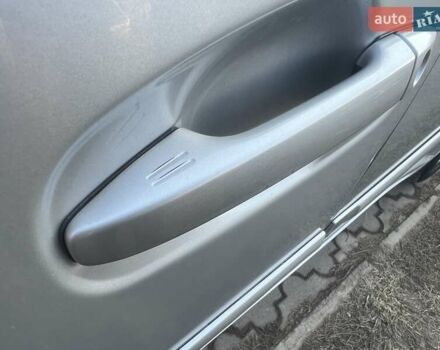 Серый Тойота Авенсис, объемом двигателя 2.23 л и пробегом 288 тыс. км за 6950 $, фото 12 на Automoto.ua