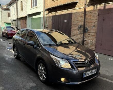 Сірий Тойота Авенсіс, об'ємом двигуна 2.2 л та пробігом 215 тис. км за 8500 $, фото 3 на Automoto.ua