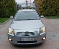 Серый Тойота Авенсис, объемом двигателя 2 л и пробегом 275 тыс. км за 7800 $, фото 1 на Automoto.ua