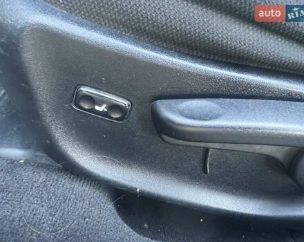 Серый Тойота Авенсис, объемом двигателя 2.23 л и пробегом 288 тыс. км за 6950 $, фото 11 на Automoto.ua