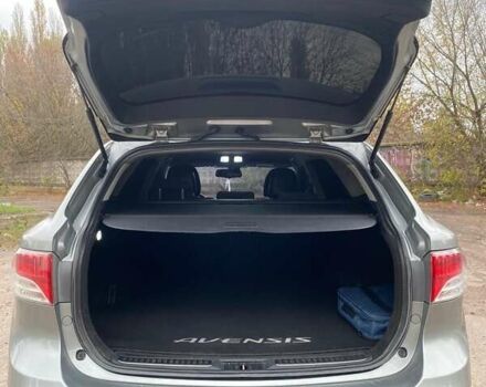 Серый Тойота Авенсис, объемом двигателя 2.2 л и пробегом 280 тыс. км за 8900 $, фото 3 на Automoto.ua