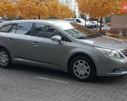 Серый Тойота Авенсис, объемом двигателя 1.6 л и пробегом 178 тыс. км за 8000 $, фото 4 на Automoto.ua