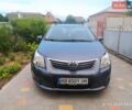 Сірий Тойота Авенсіс, об'ємом двигуна 2 л та пробігом 255 тис. км за 7300 $, фото 1 на Automoto.ua