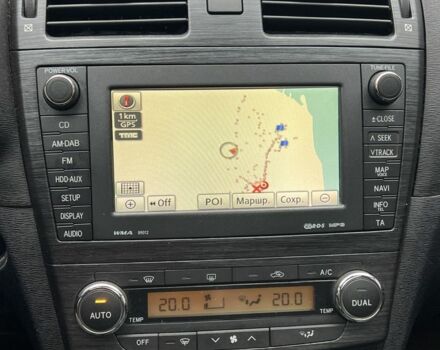 Серый Тойота Авенсис, объемом двигателя 2.2 л и пробегом 210 тыс. км за 9400 $, фото 19 на Automoto.ua