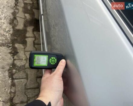 Серый Тойота Авенсис, объемом двигателя 2.23 л и пробегом 288 тыс. км за 6950 $, фото 3 на Automoto.ua