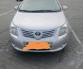 Серый Тойота Авенсис, объемом двигателя 2.2 л и пробегом 249 тыс. км за 8200 $, фото 7 на Automoto.ua