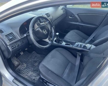 Серый Тойота Авенсис, объемом двигателя 2.23 л и пробегом 288 тыс. км за 6950 $, фото 39 на Automoto.ua