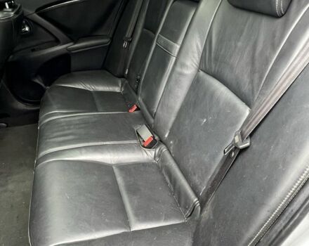 Серый Тойота Авенсис, объемом двигателя 2.2 л и пробегом 210 тыс. км за 9400 $, фото 15 на Automoto.ua
