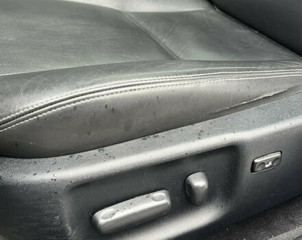 Серый Тойота Авенсис, объемом двигателя 2.23 л и пробегом 210 тыс. км за 9400 $, фото 18 на Automoto.ua