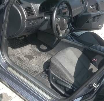 Серый Тойота Авенсис, объемом двигателя 2.23 л и пробегом 283 тыс. км за 8000 $, фото 11 на Automoto.ua